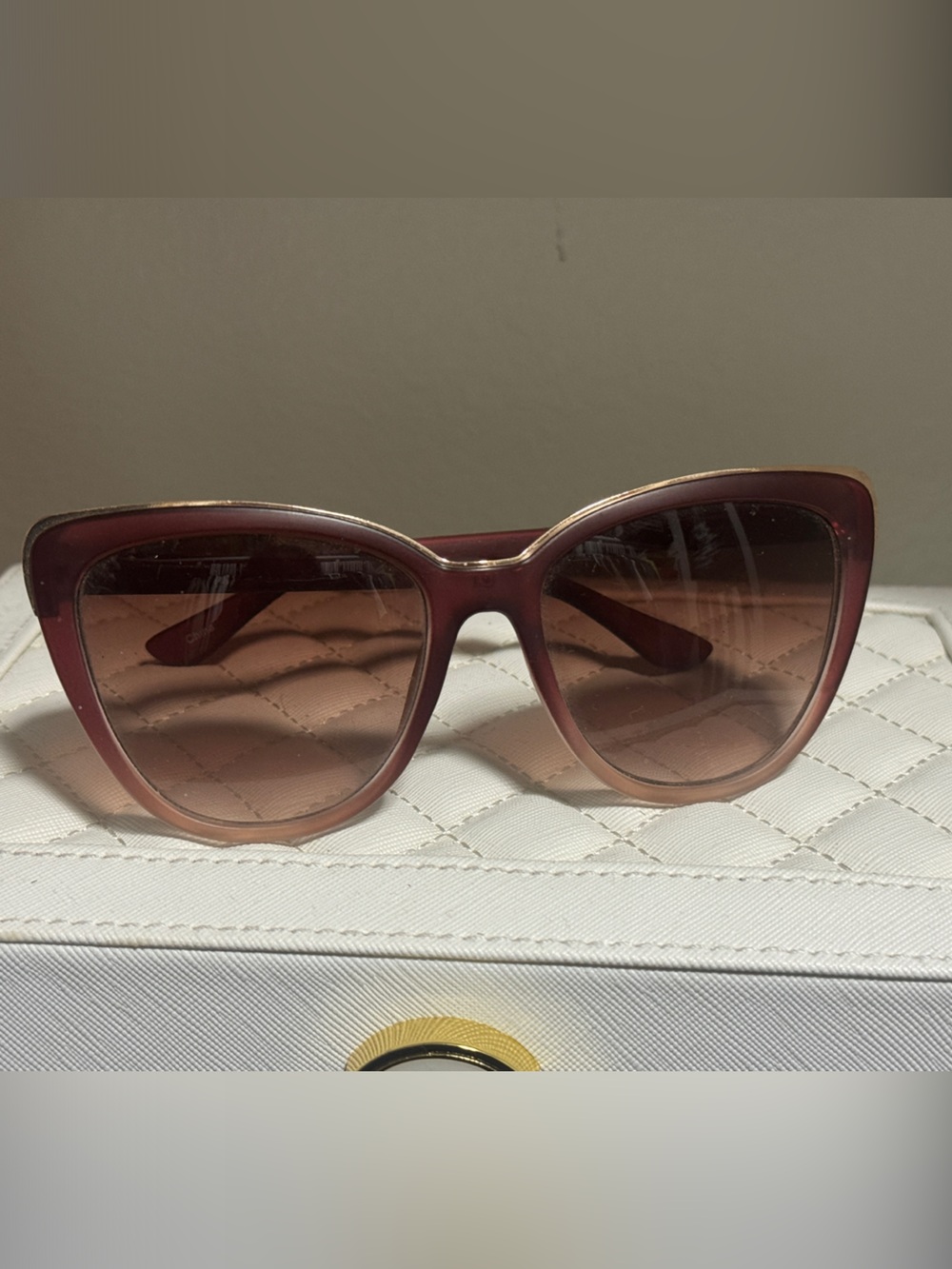 Women's Oversized Sunglasses in Burgundy Gradient